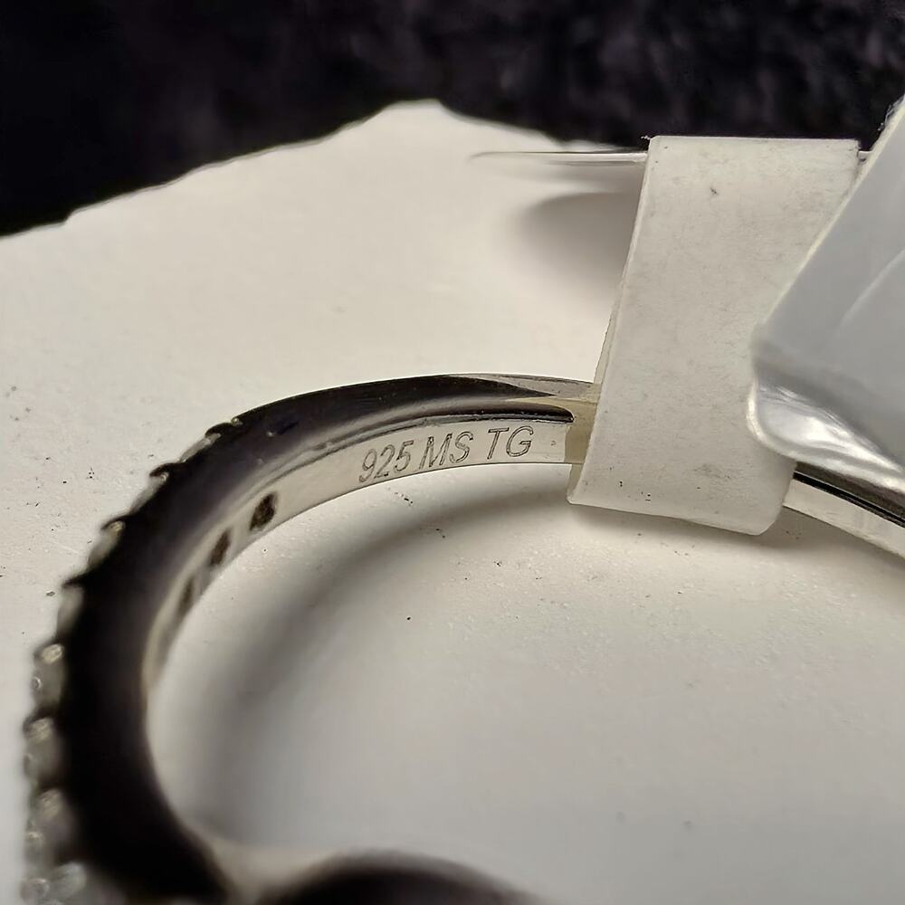 1.00 CTW Moissanite Snake Bypass Ring in 925 Sterling Silver - Size 7 - Picture 4 of 10